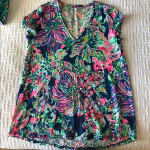 Lilly Etta top